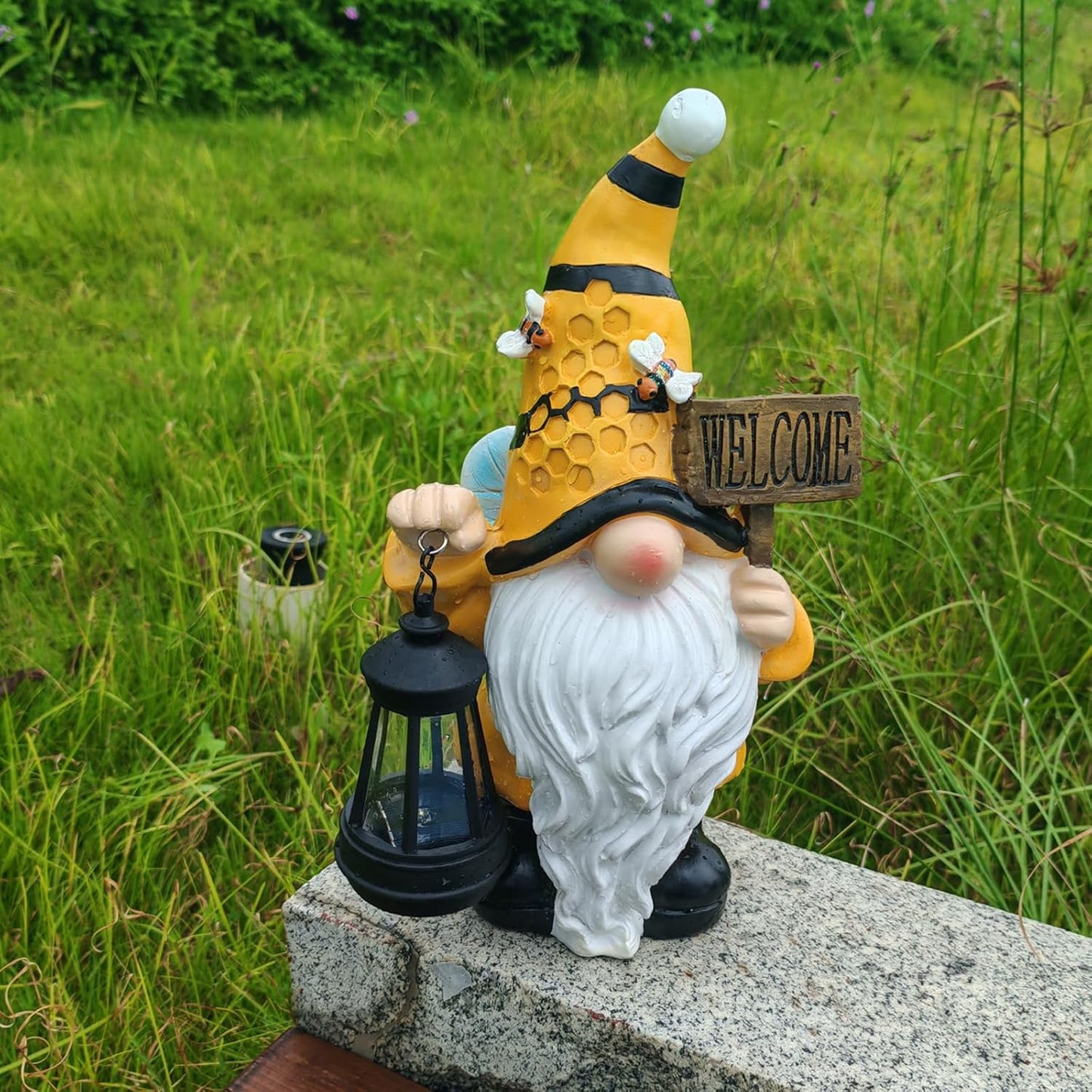Gnome Garden Statues with Solar Lights Outdoor Gnomes Sculpture Yard Patio Decor for Lawn Ornaments Gardening Gifts(Bee Gnome