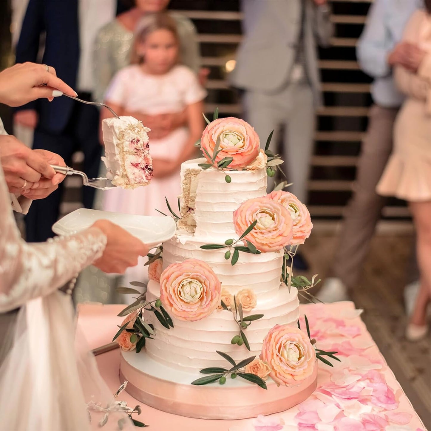 IPOPU 4PCS Real Touch Ranunculus Artificial Flowers Faux Ranunculus Flowers for Vases Real Look Silk Peonies Fake Peony Flowers for Home Indoor Wedding Centerpieces for Table Decorations (Champagne)