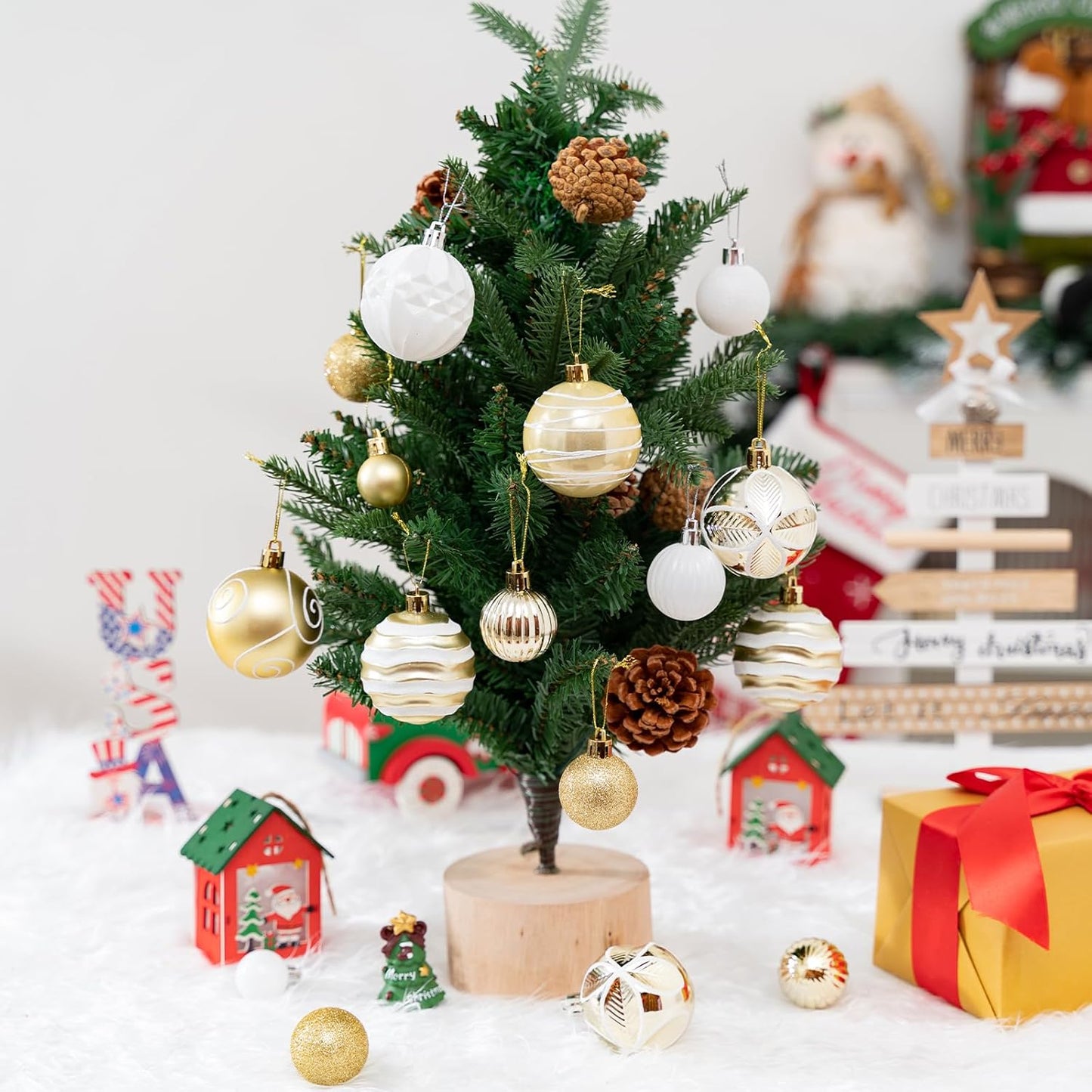 100Pcs Christmas Balls Ornaments Set, Shatterproof Christmas Decorations with Hand-held Gift Package for Xmas Tree/Holiday/Wedding/Holiday/Party Decor (Gold & White)