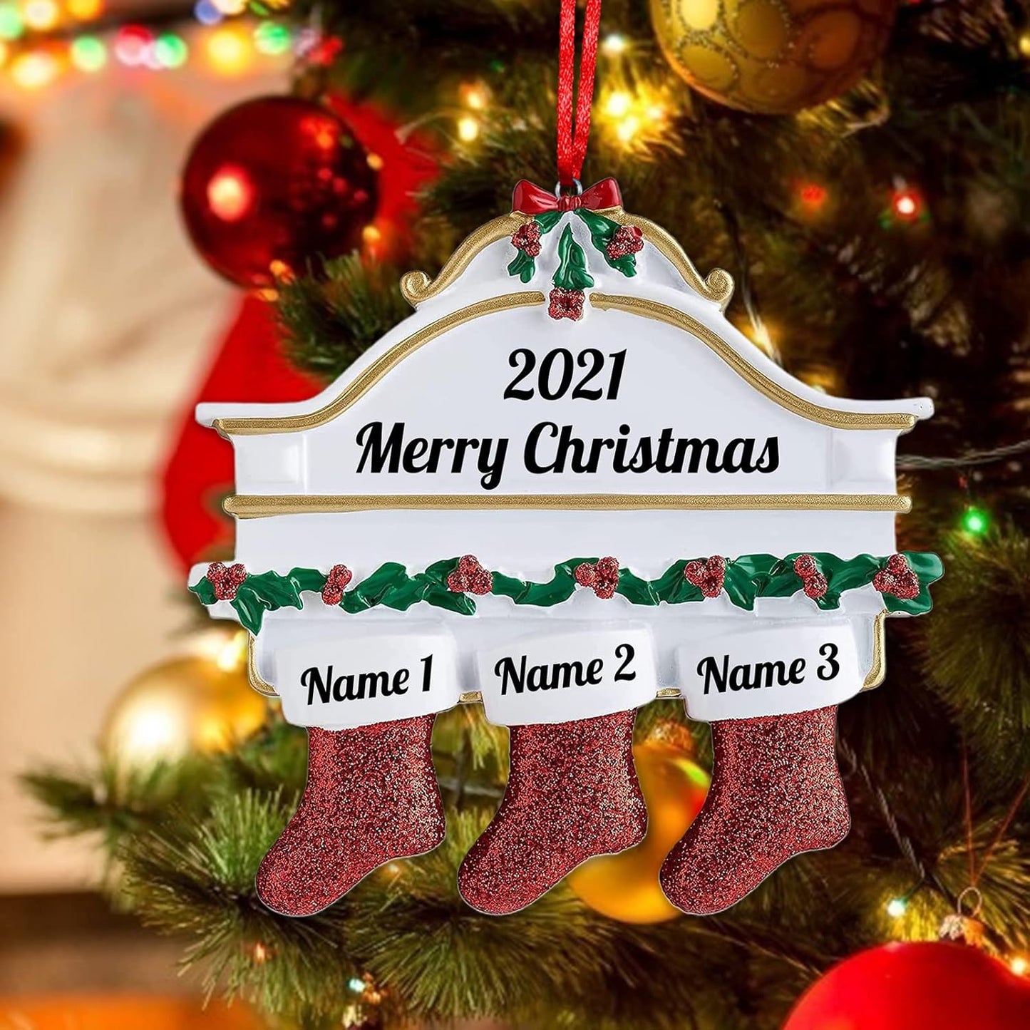 Personalized Christmas Ornaments Family of 2,3,4,5,6,7,8 Custom Christmas Stocking Ornaments with Names, Customized Xmas Day Home Christmas Tree Decora- Family of 3