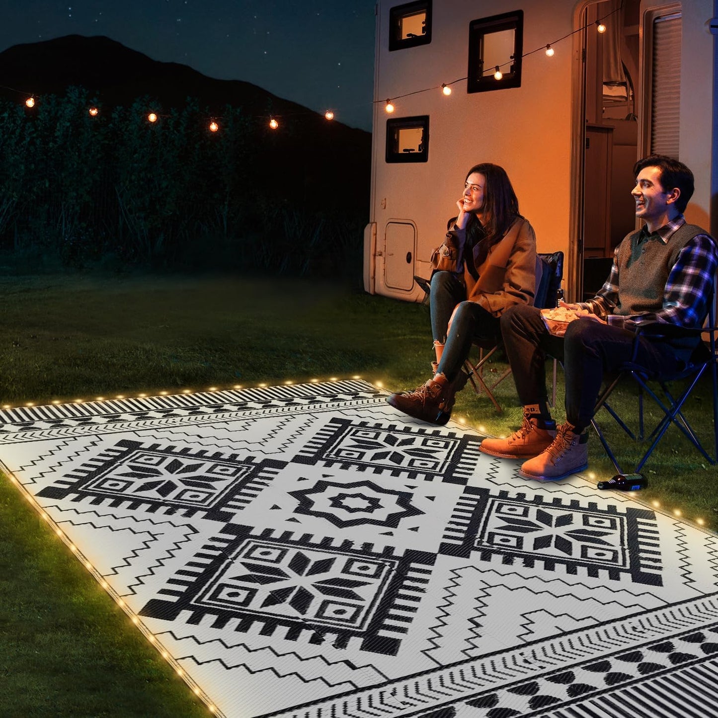 6x9ft Waterproof Outdoor Rug with LED Lights, Boho Reversible Plastic Straw Mat for Patio RV Camping Picnic Balcony Beach Deck Indoor Outdoor Carpet, Black&White