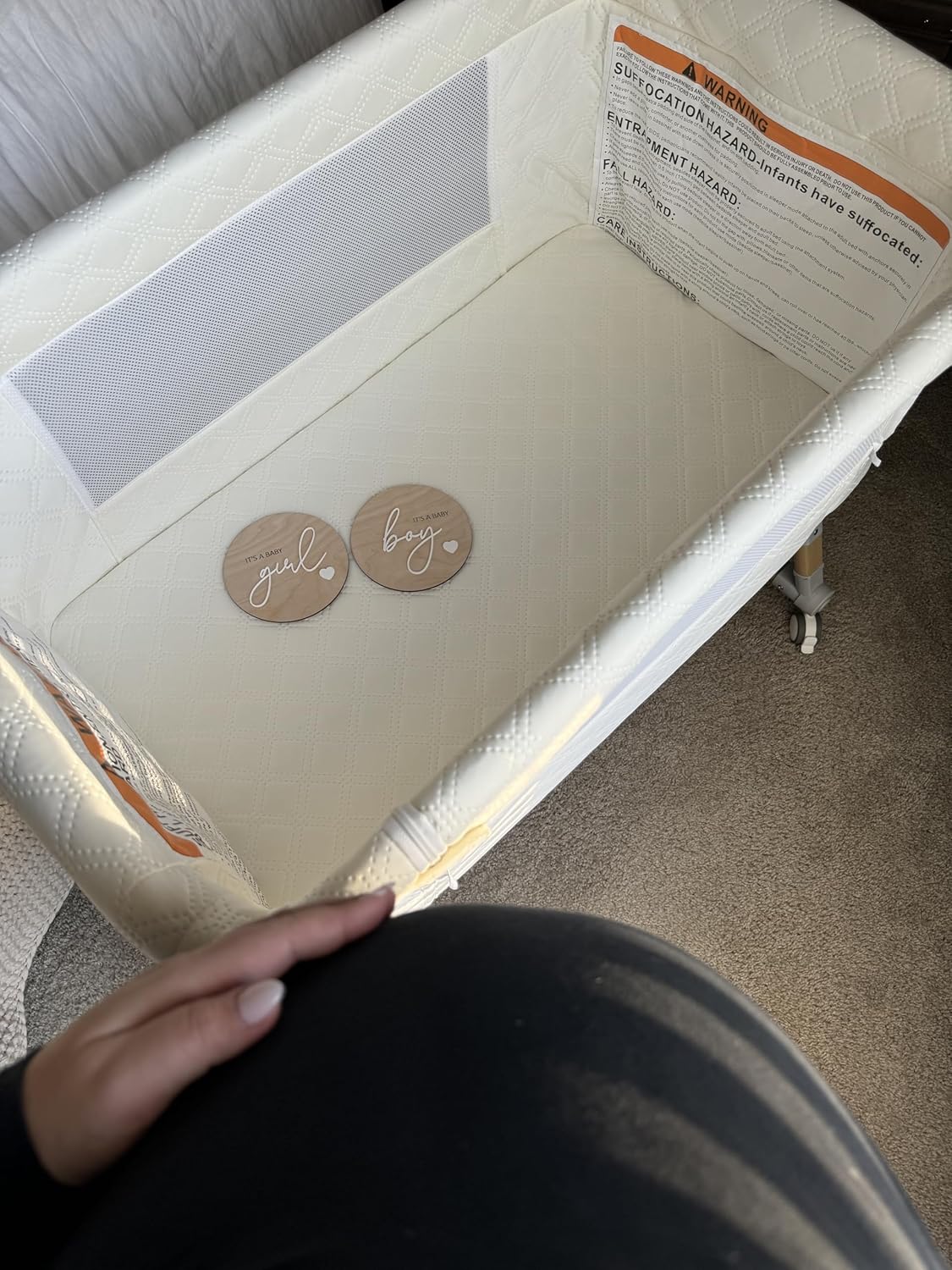 HARPPA Cuddly Bassinet, 3 in 1 Baby Bassinet Bedside Sleeper, Bedside Crib with Mattress and Wheels, Breathable Mesh, 5 Height Adjustable, Anchor Strap (Wood Grain, White)