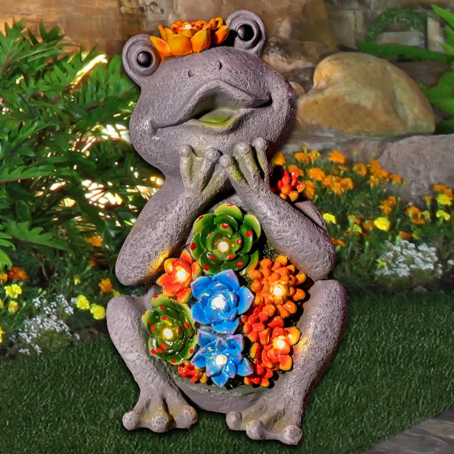 Frog Solar Figurine Light Statue Outdoor Gardening Gifts Decoration Garden Frogs Yard Decor Lamp With 8 Led Lights And Succulent Waterproof Patio Lawn Decor Housewarming Frog Gifts For Women