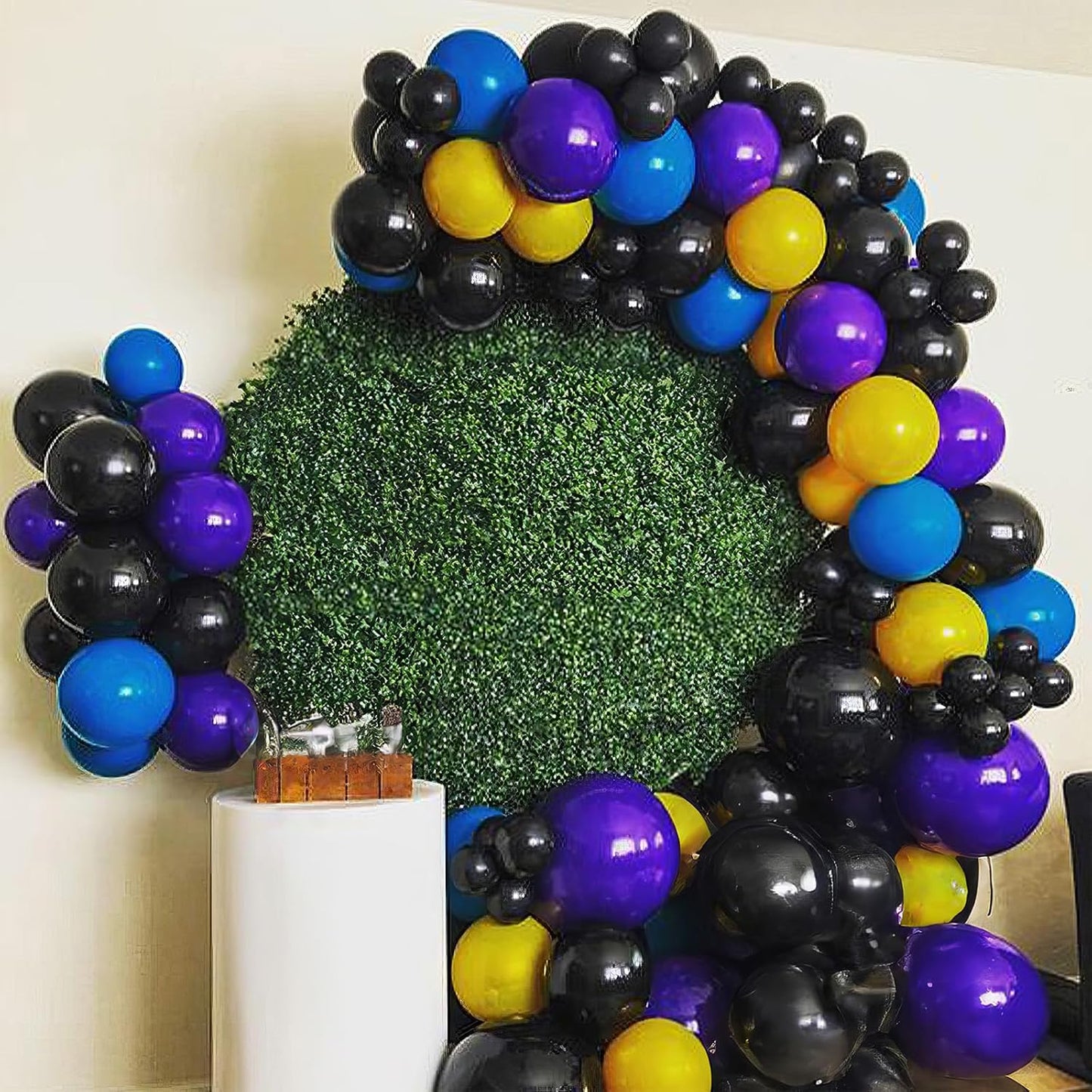 Purple Blue Yellow Black Balloons 60 Pcs Metallic Purple Royal Blue Black Yellow Game Latex Balloon Gaming Party Balloon for Kids Gamer Night Birthday Graduation Party Decoration Supplies