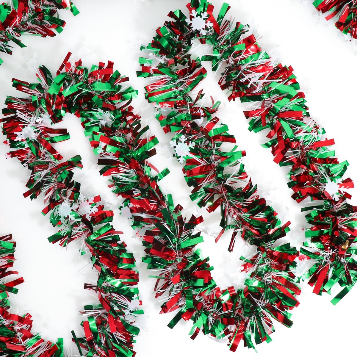 50 Feet Green Red Christmas Metallic Tinsel Twist Hanging Garland with Snowflake for Home Mantle Xmas Tree Staircase Railing New Year Holiday Party Indoor Outdoor Decorations（2 Pcs）
