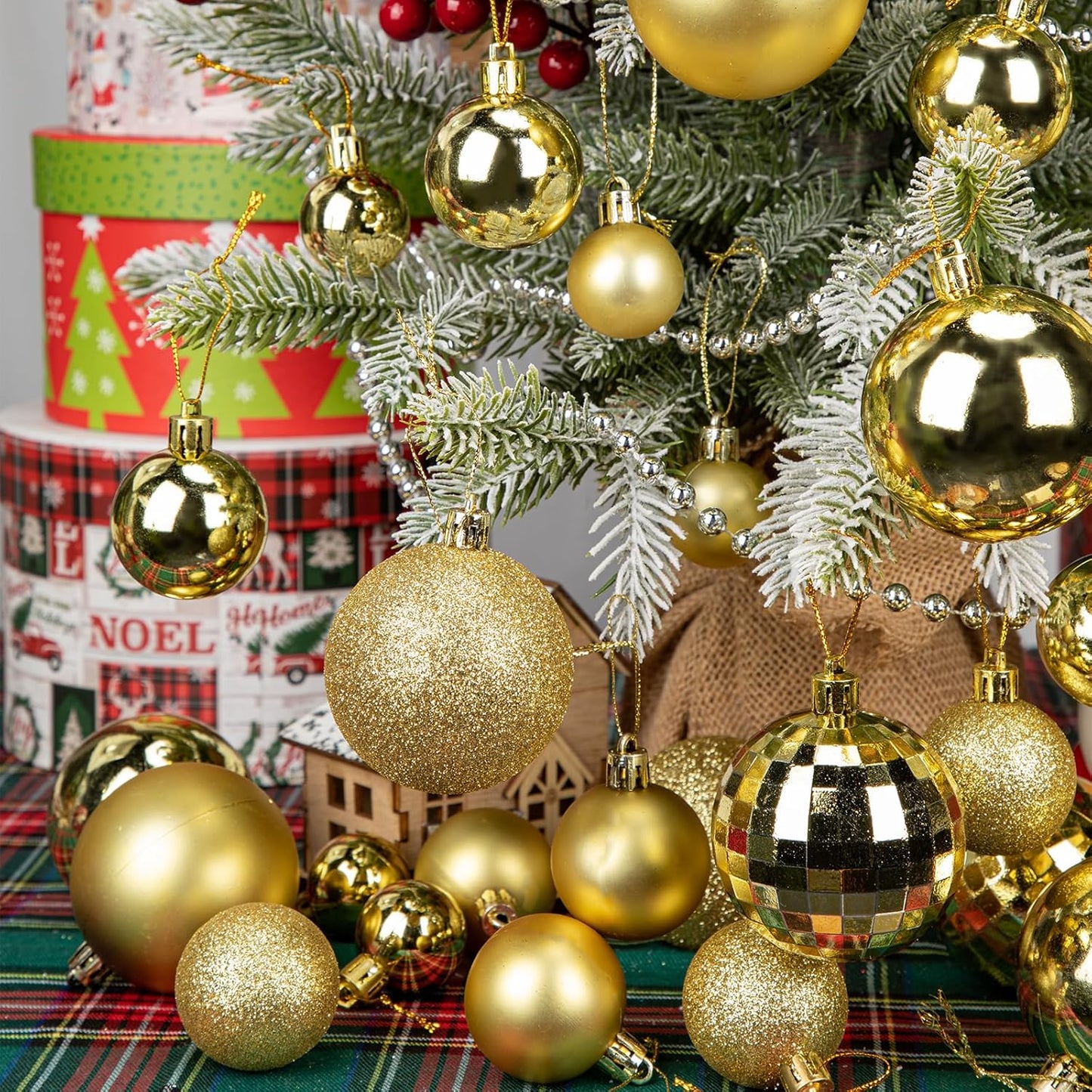 50pcs Gold Christmas Ball Ornaments Large Shatterproof Christmas Tree Decorations Xmas Tree Ornaments Balls with Hanging Loop for Xmas Wedding Holiday Party Wreath Home Decor