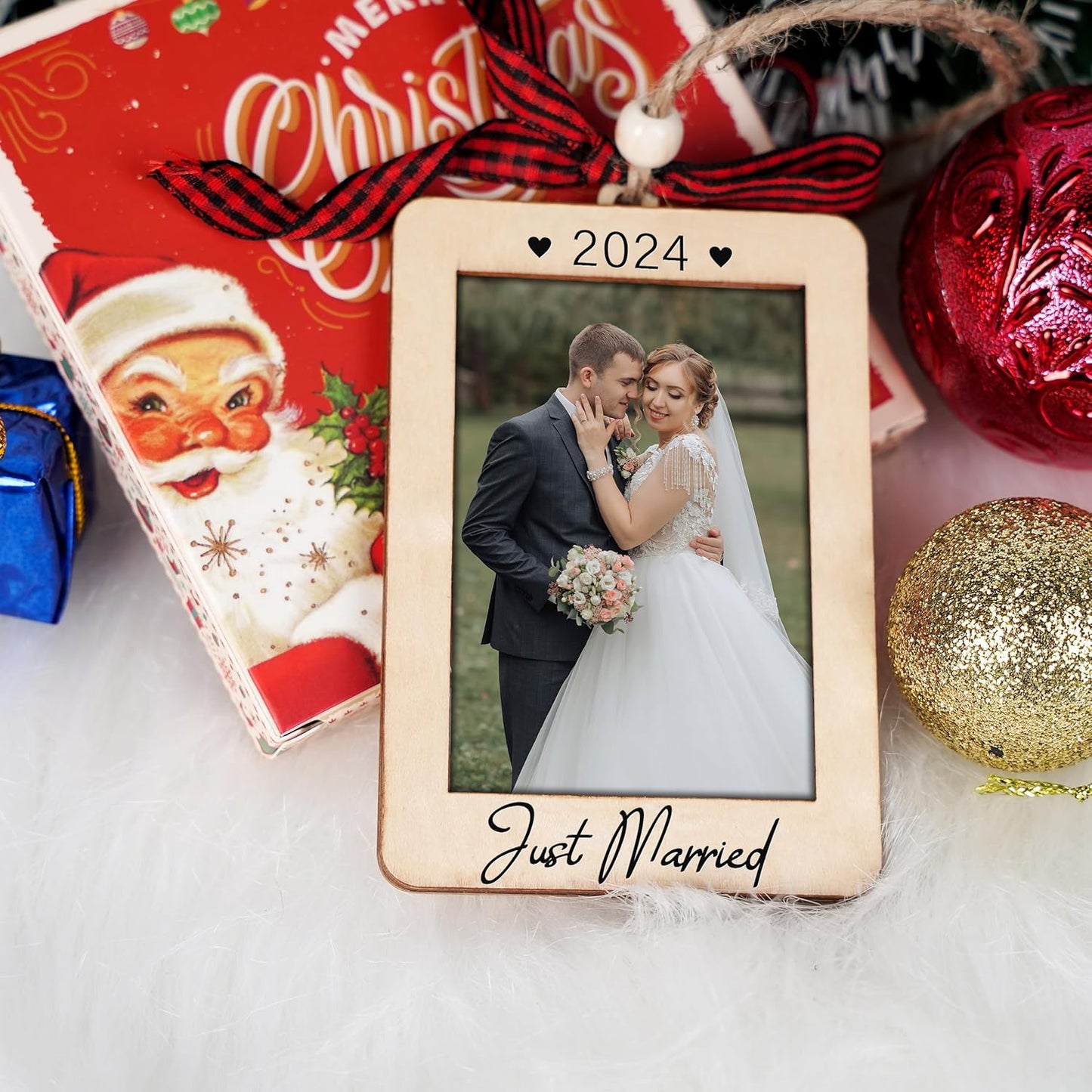 Christmas Photo Frame Ornament, 2025 Ornament, Wooden Picture Frame Ornaments With Hanging String (Married)