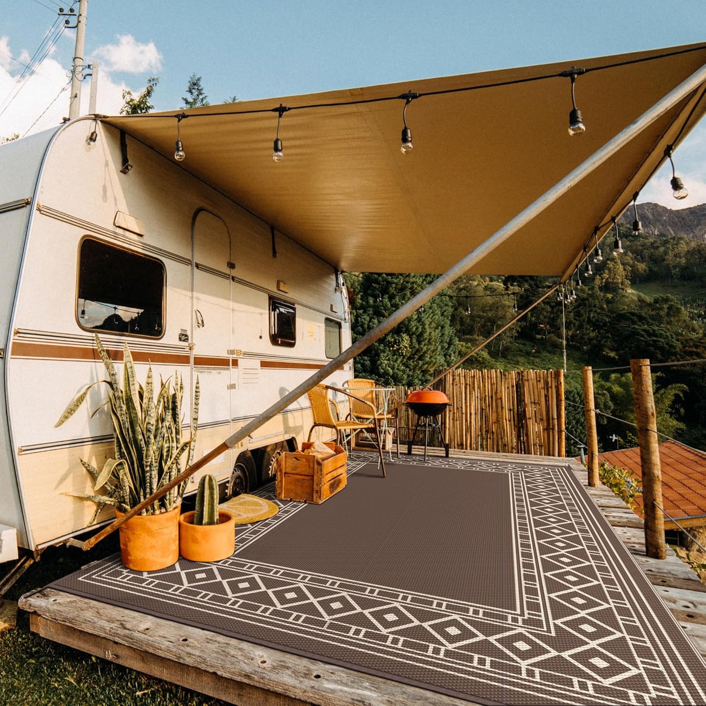 GENIMO Outdoor Rug Waterproof for Patio, 10'x14' Foldable Reversible Plastic Straw Carpet for Travel Trailers, Outside Area Mat for Rv, Deck, Picnic, Porch, Camper, Balcony, Beach, Coffee & Beige